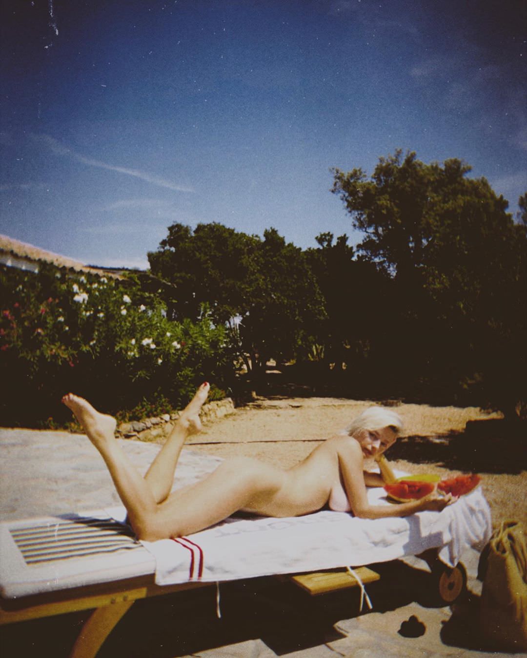 Caroline hawley nude